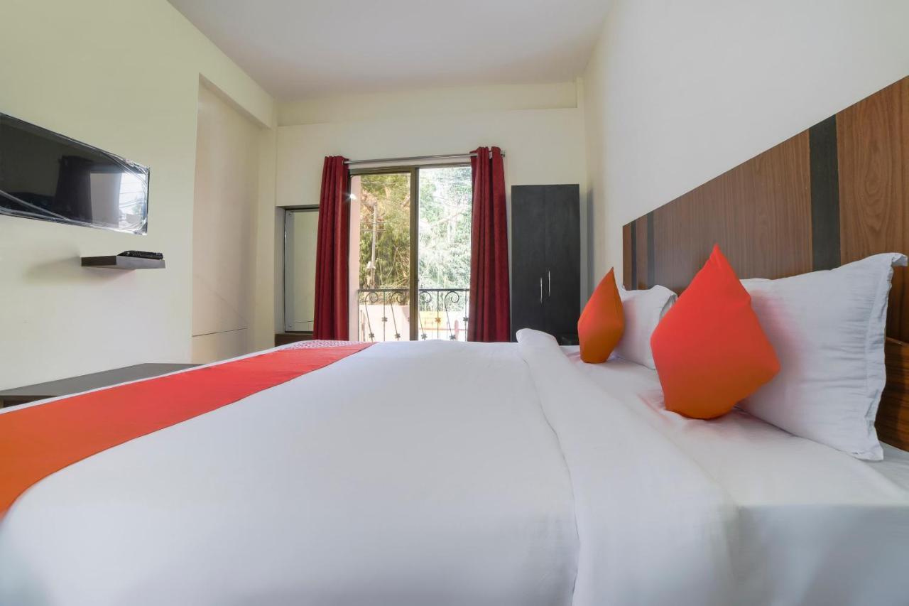 Oyo 40726 Classic Guest House Σιλόνγκ Εξωτερικό φωτογραφία