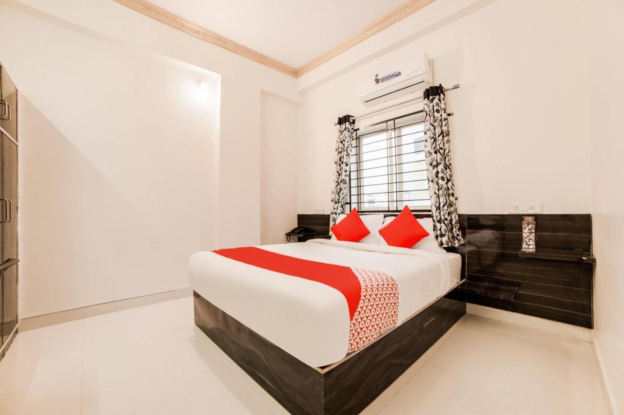 Oyo 40726 Classic Guest House Σιλόνγκ Εξωτερικό φωτογραφία